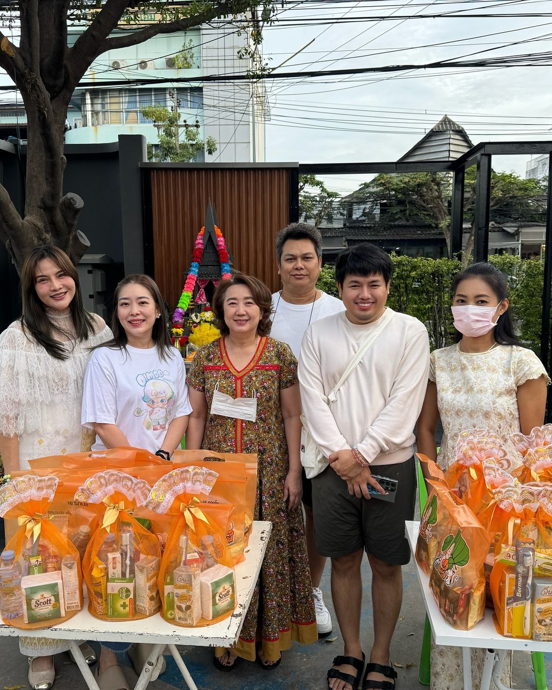อร - อรอนงค์ ปัญญาวงศ์
