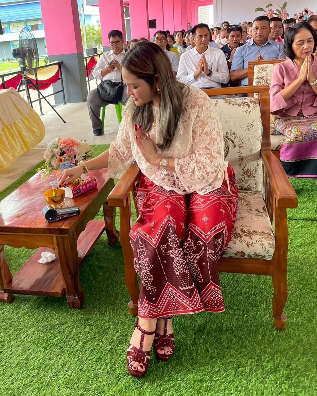 อร - อรอนงค์ ปัญญาวงศ์