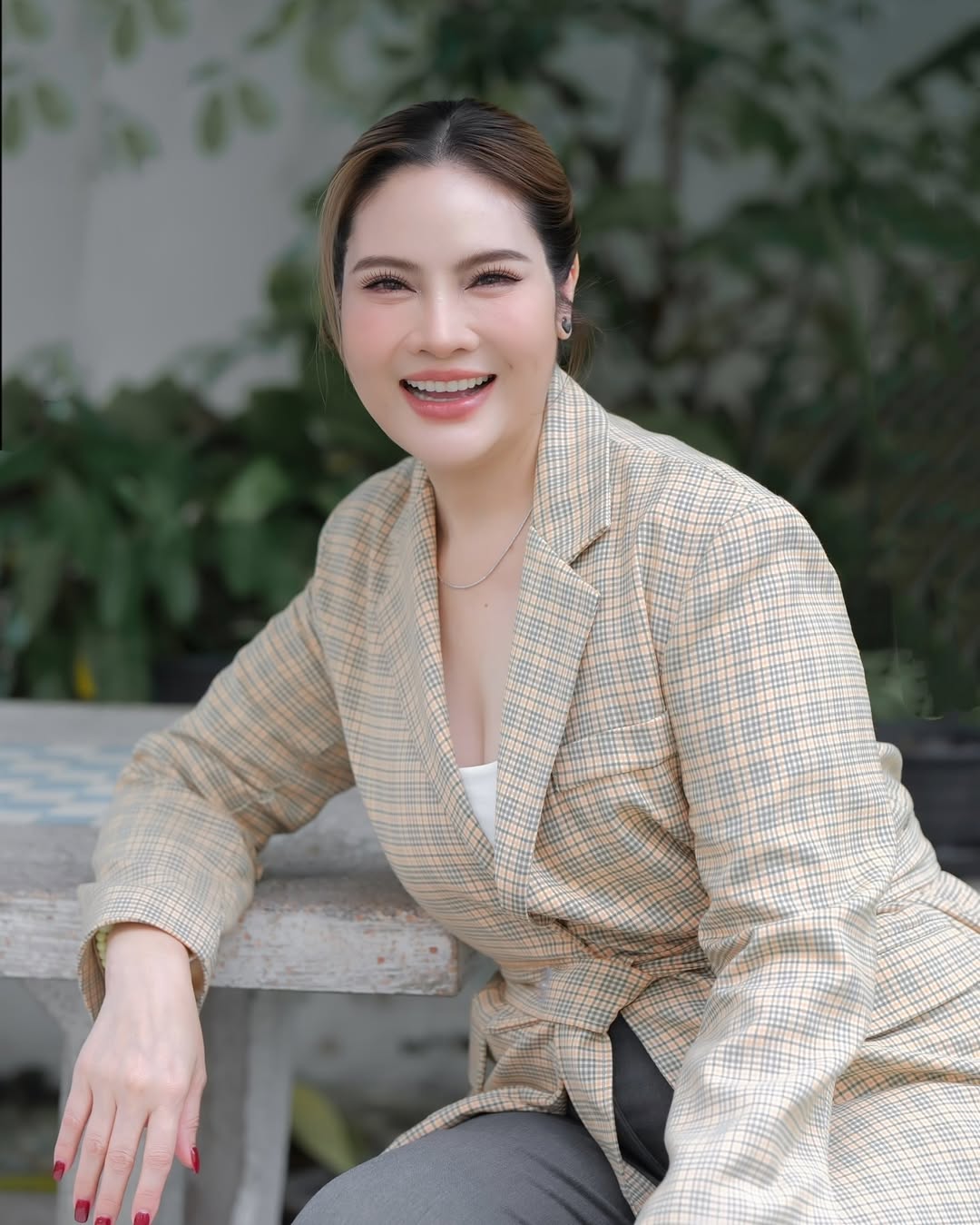 อร - อรอนงค์ ปัญญาวงศ์