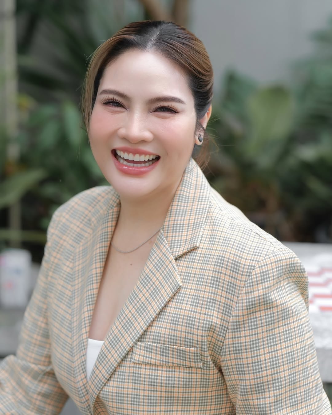 อร - อรอนงค์ ปัญญาวงศ์