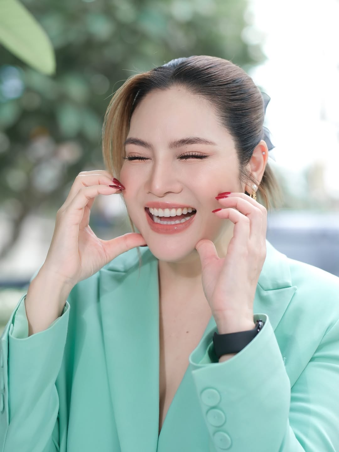 อร - อรอนงค์ ปัญญาวงศ์
