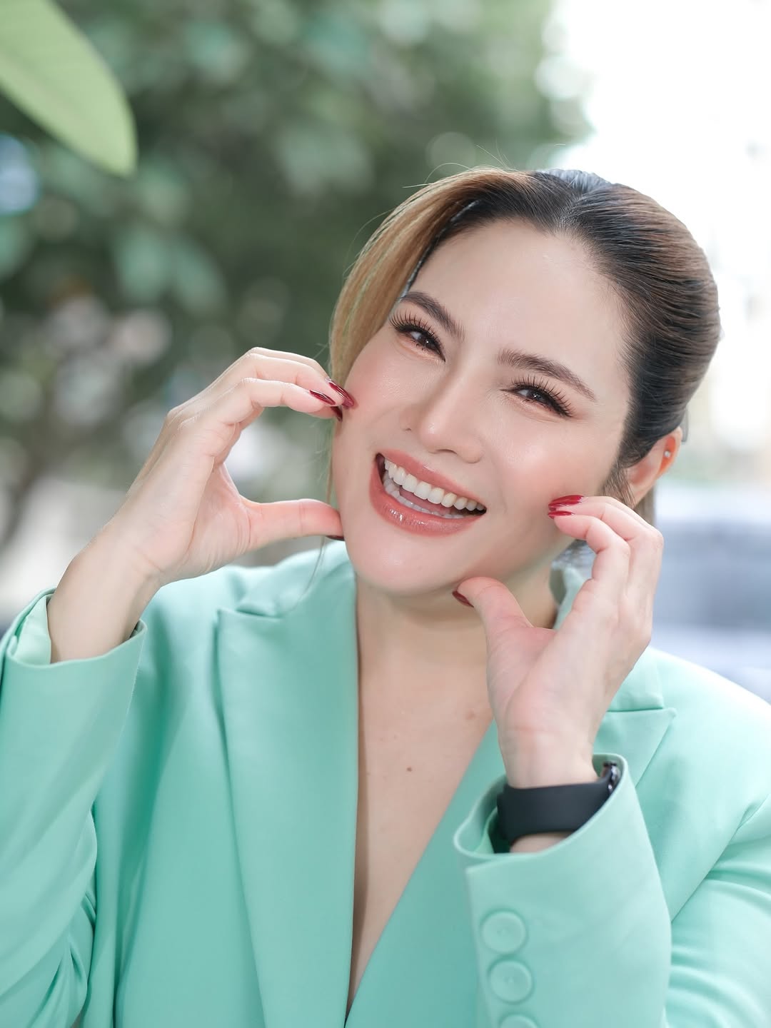 อร - อรอนงค์ ปัญญาวงศ์