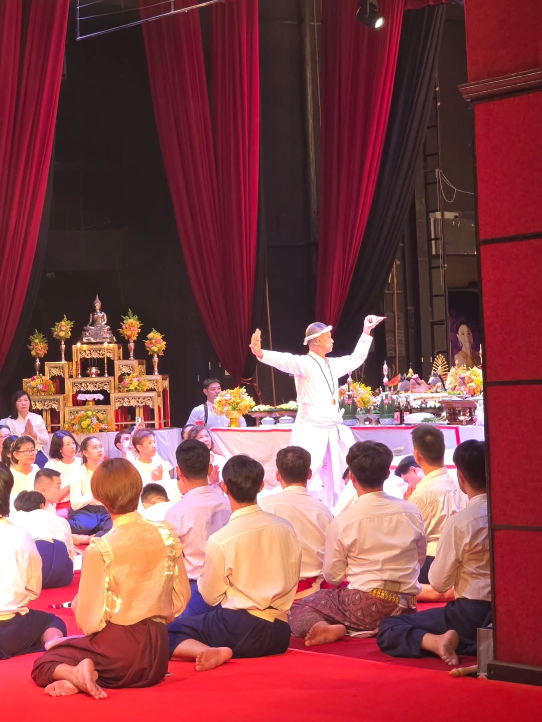 อร - อรอนงค์ ปัญญาวงศ์