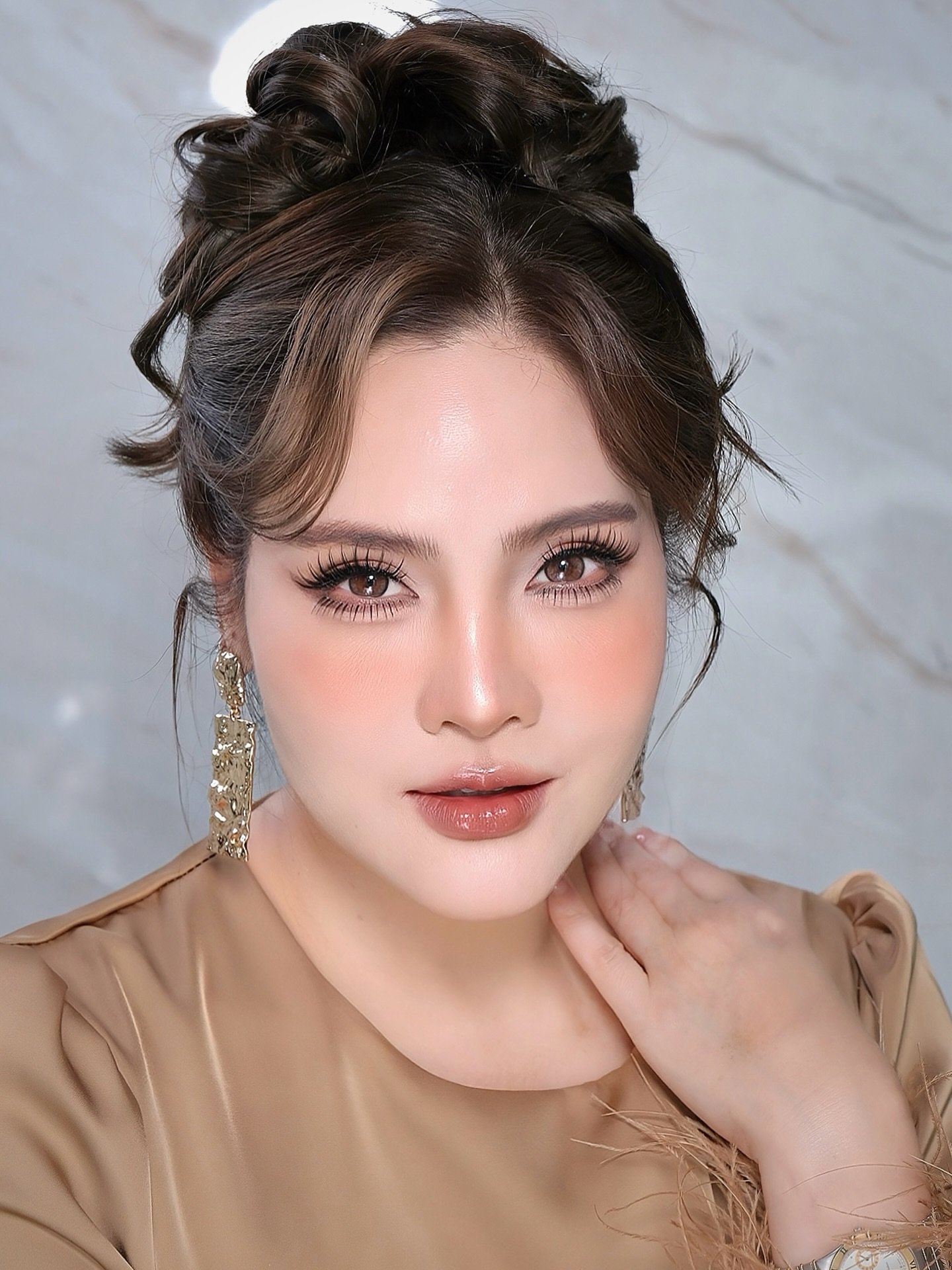 อร - อรอนงค์ ปัญญาวงศ์