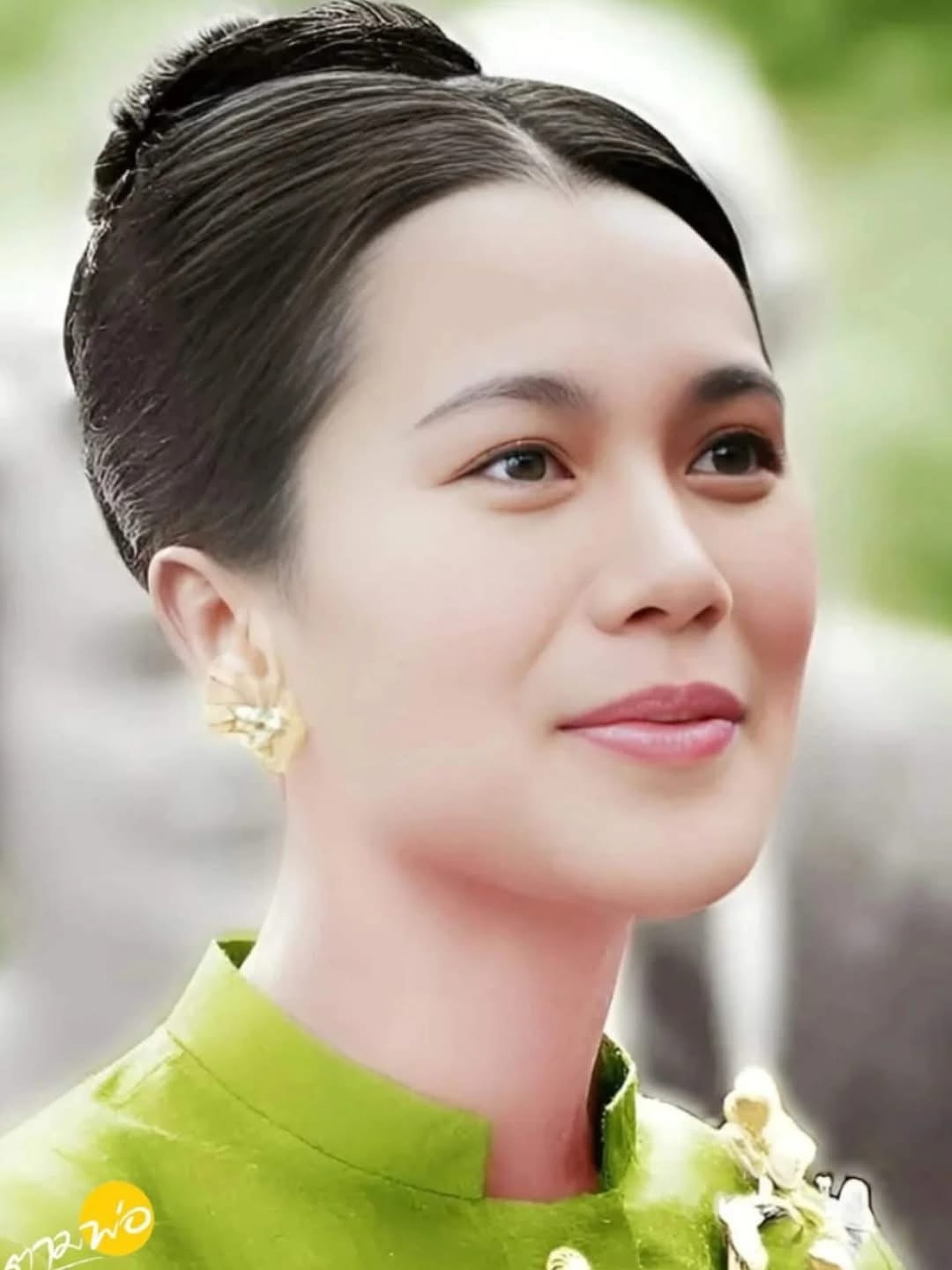 อร - อรอนงค์ ปัญญาวงศ์