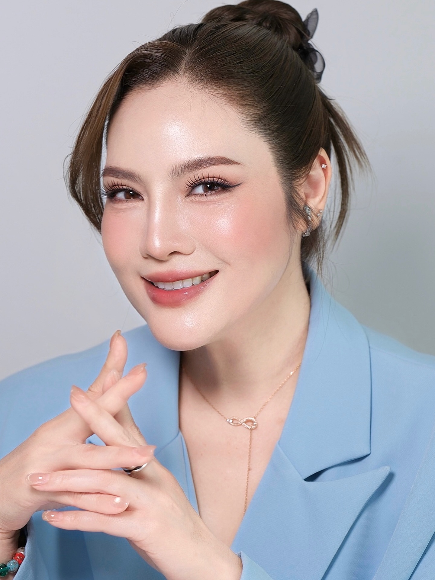 อร - อรอนงค์ ปัญญาวงศ์