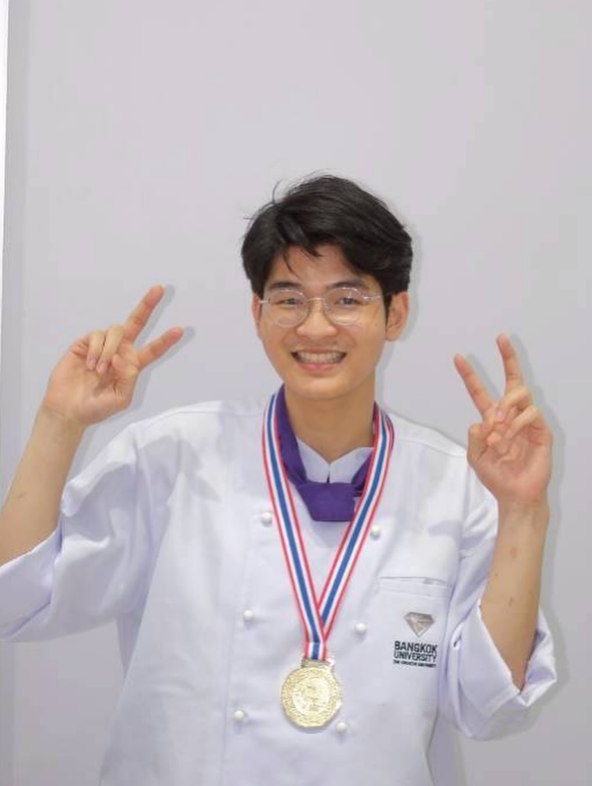 อร - อรอนงค์ ปัญญาวงศ์