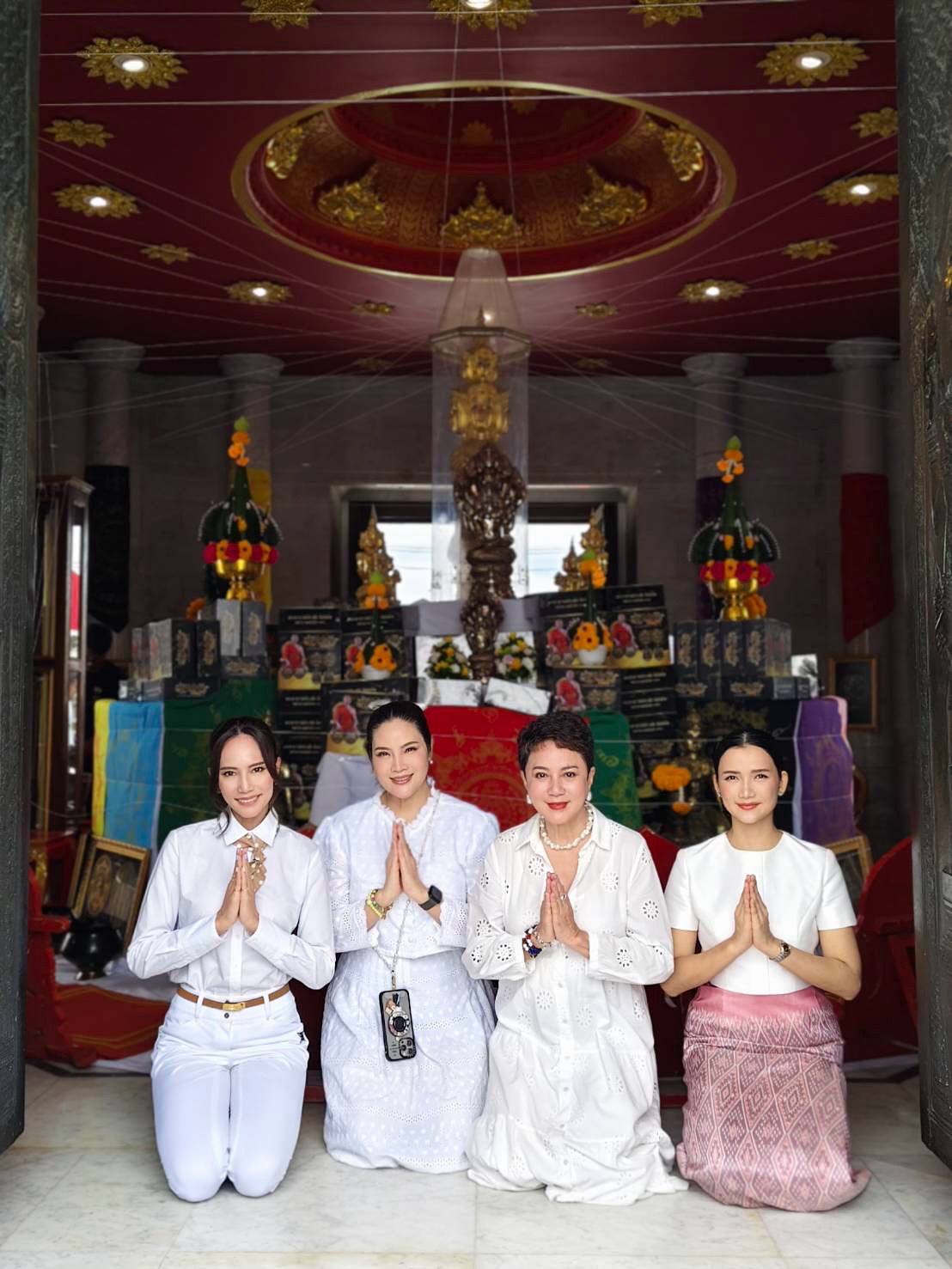 อร - อรอนงค์ ปัญญาวงศ์