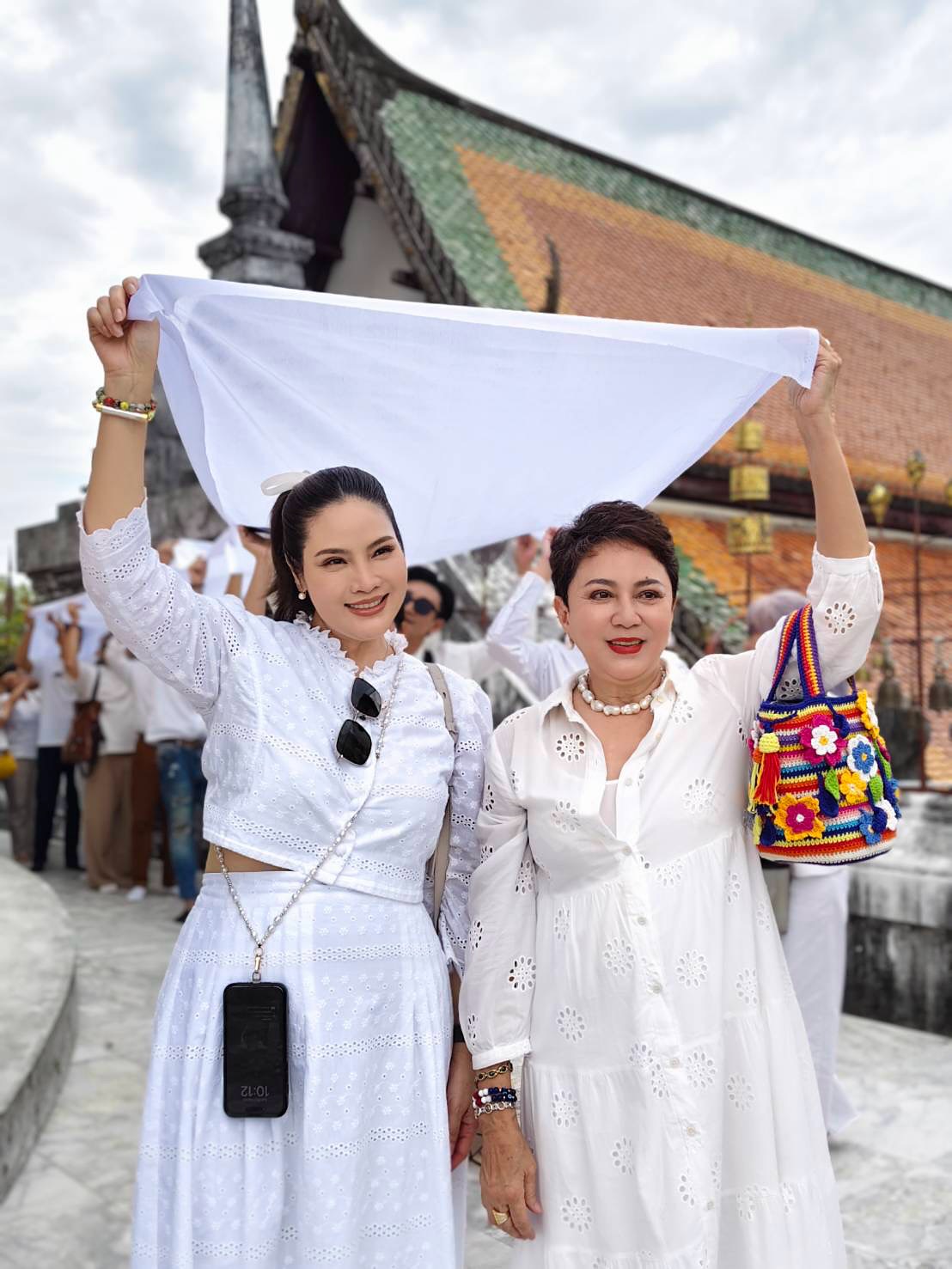 อร - อรอนงค์ ปัญญาวงศ์