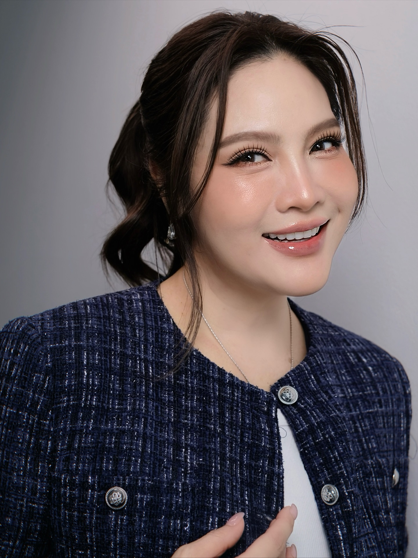 อร - อรอนงค์ ปัญญาวงศ์