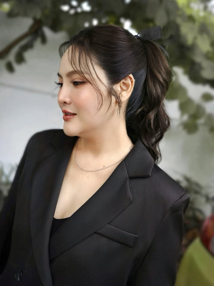 อร - อรอนงค์ ปัญญาวงศ์