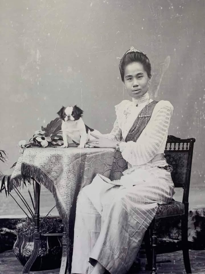 อร - อรอนงค์ ปัญญาวงศ์