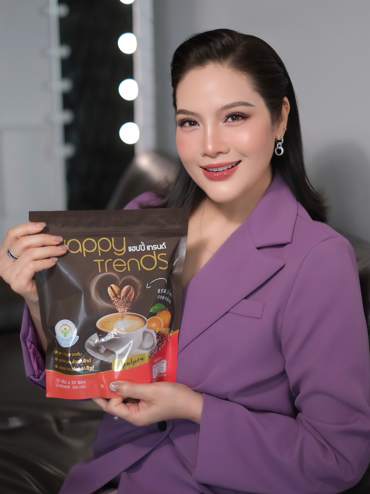 อร - อรอนงค์ ปัญญาวงศ์