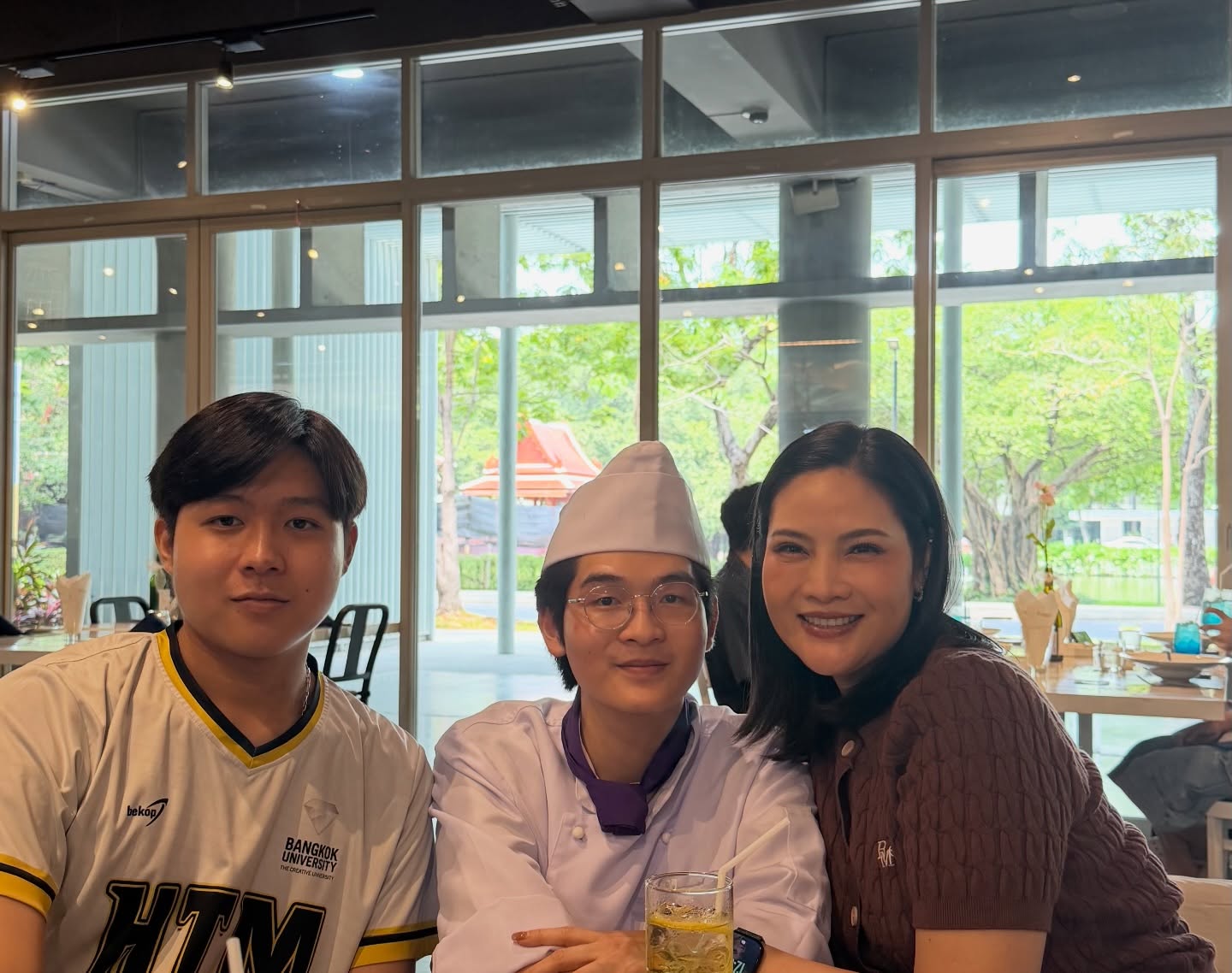 อร - อรอนงค์ ปัญญาวงศ์