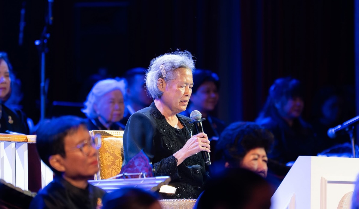 อร - อรอนงค์ ปัญญาวงศ์