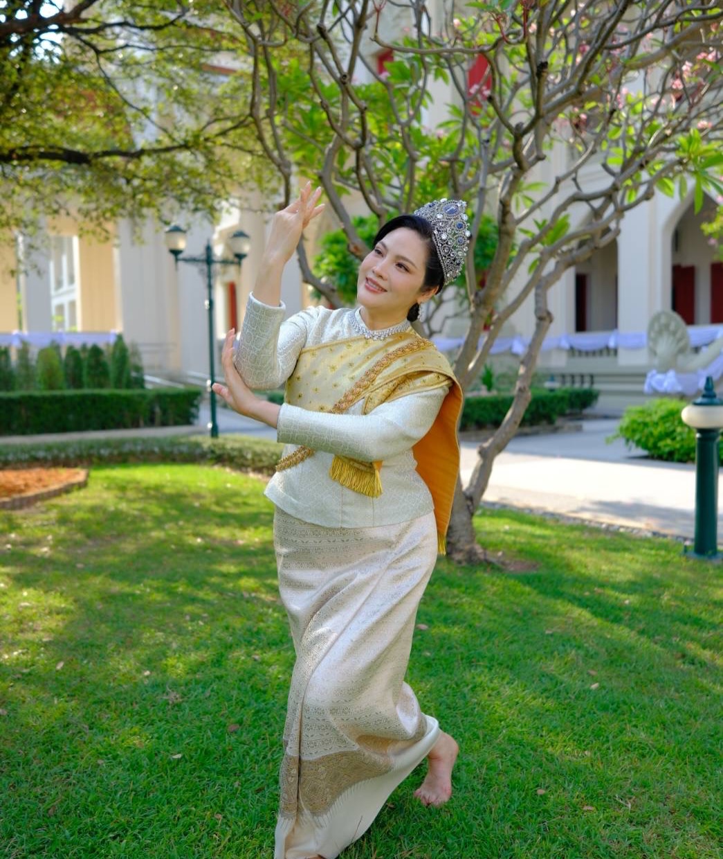 อร - อรอนงค์ ปัญญาวงศ์