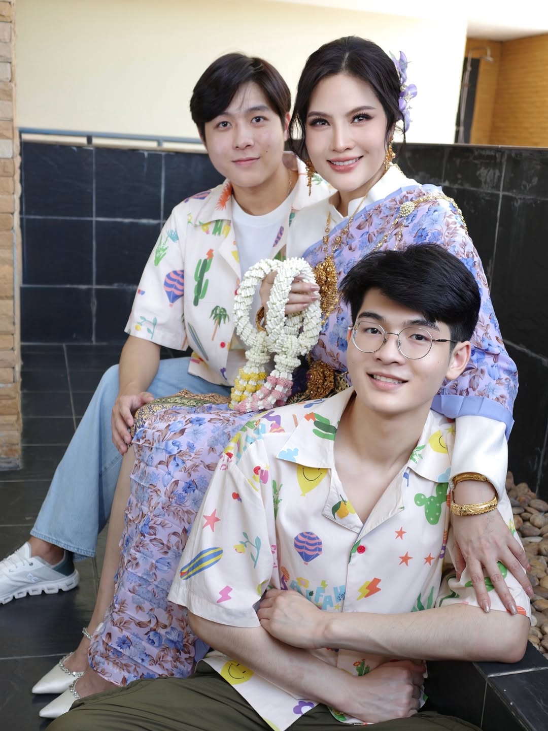 อร - อรอนงค์ ปัญญาวงศ์