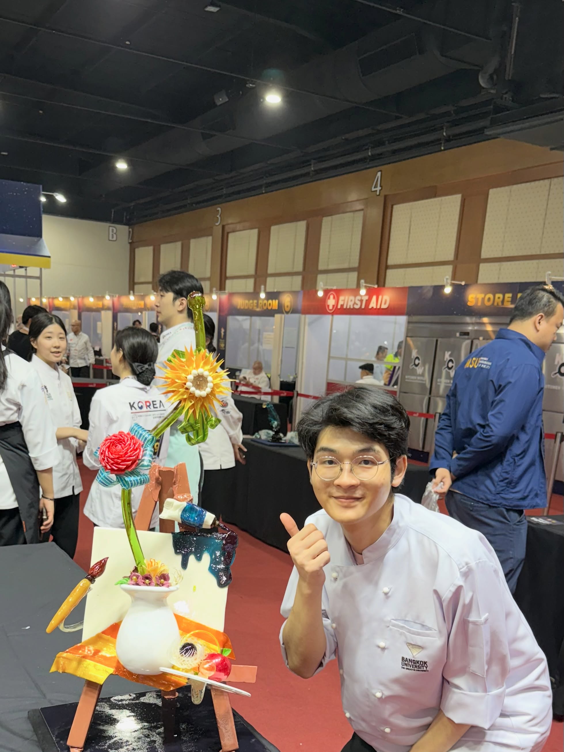 อร - อรอนงค์ ปัญญาวงศ์