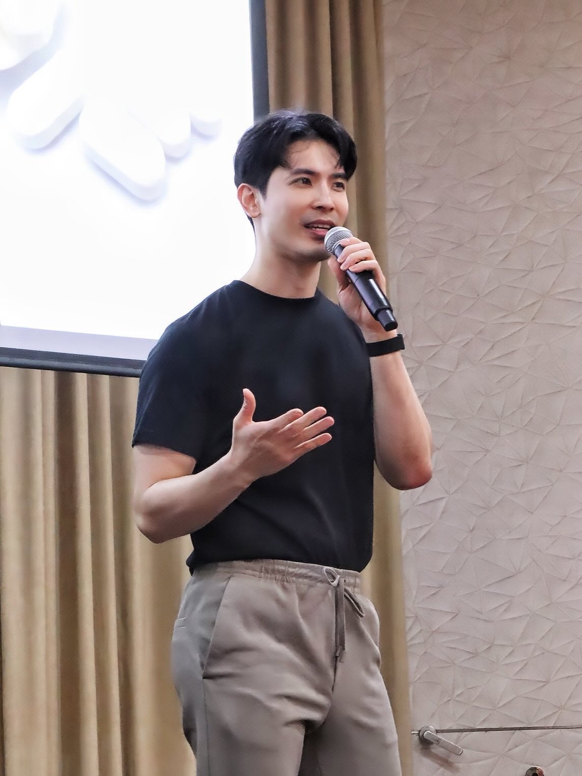 สน - ยุกต์ ส่งไพศาล