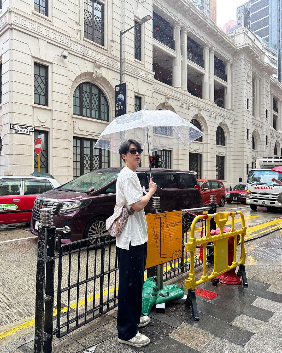 อิน - สาริน รณเกียรติ