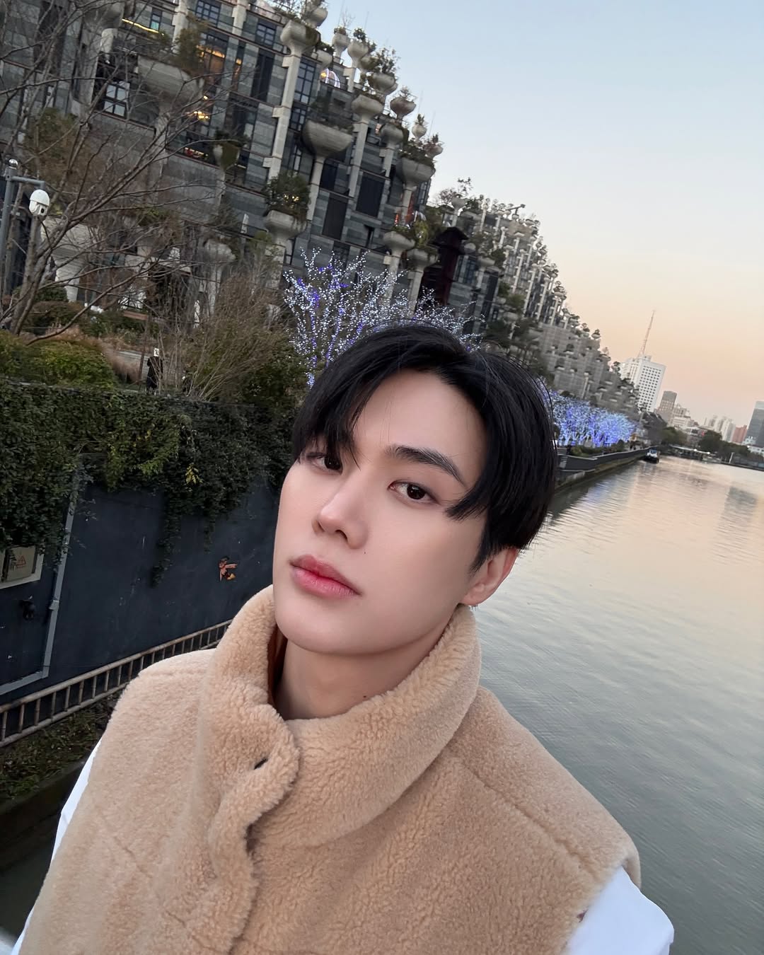 อิน - สาริน รณเกียรติ