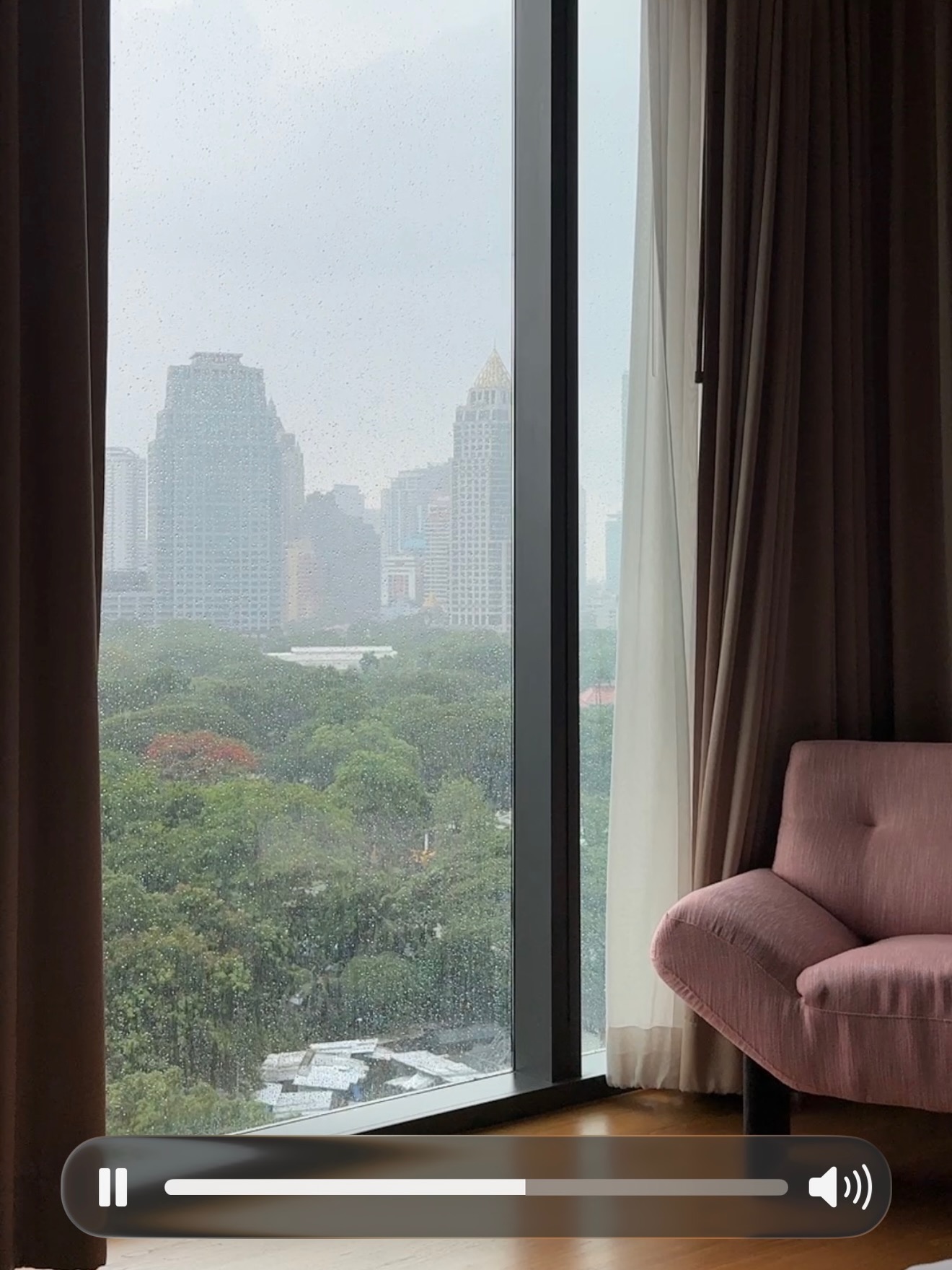 อิน - สาริน รณเกียรติ