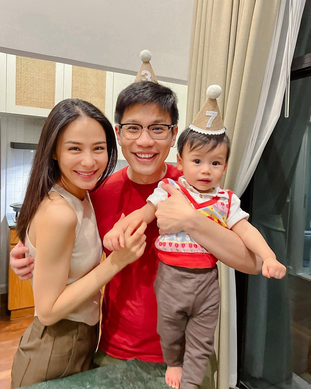 รถเมล์ - คะนึงนิจ จักรสมิทธานนท์