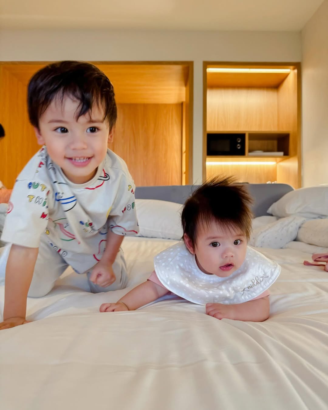 รถเมล์ - คะนึงนิจ จักรสมิทธานนท์
