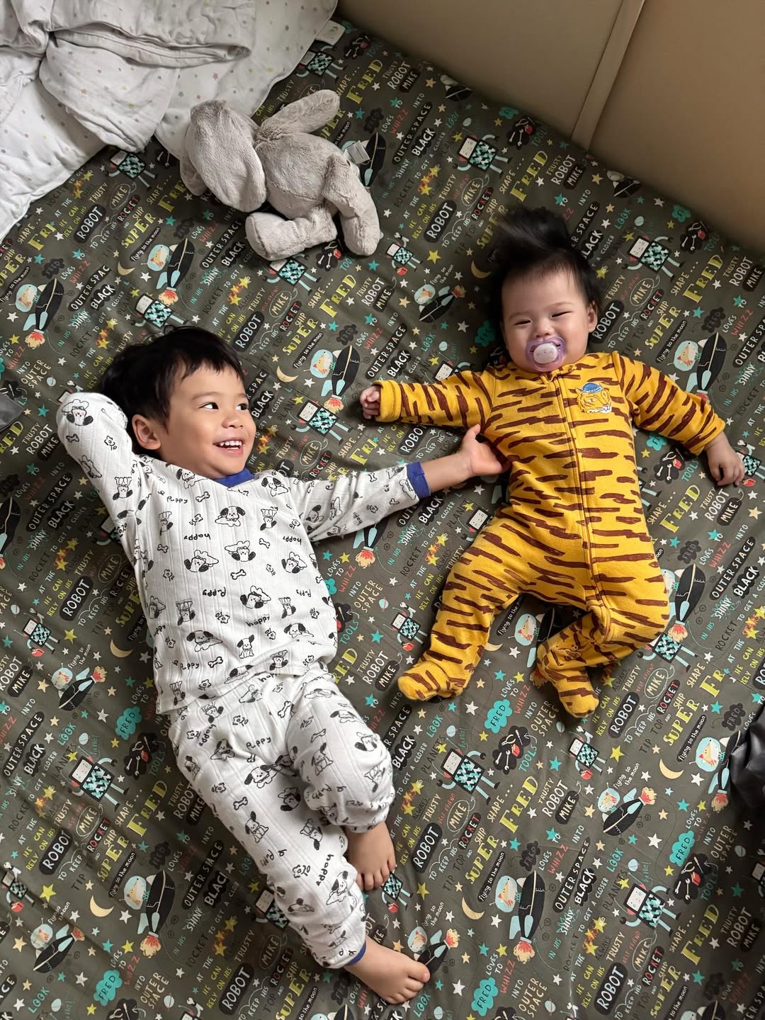 รถเมล์ - คะนึงนิจ จักรสมิทธานนท์
