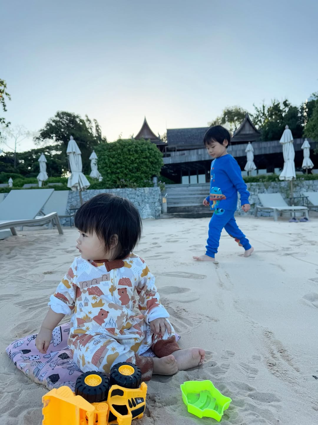 รถเมล์ - คะนึงนิจ จักรสมิทธานนท์