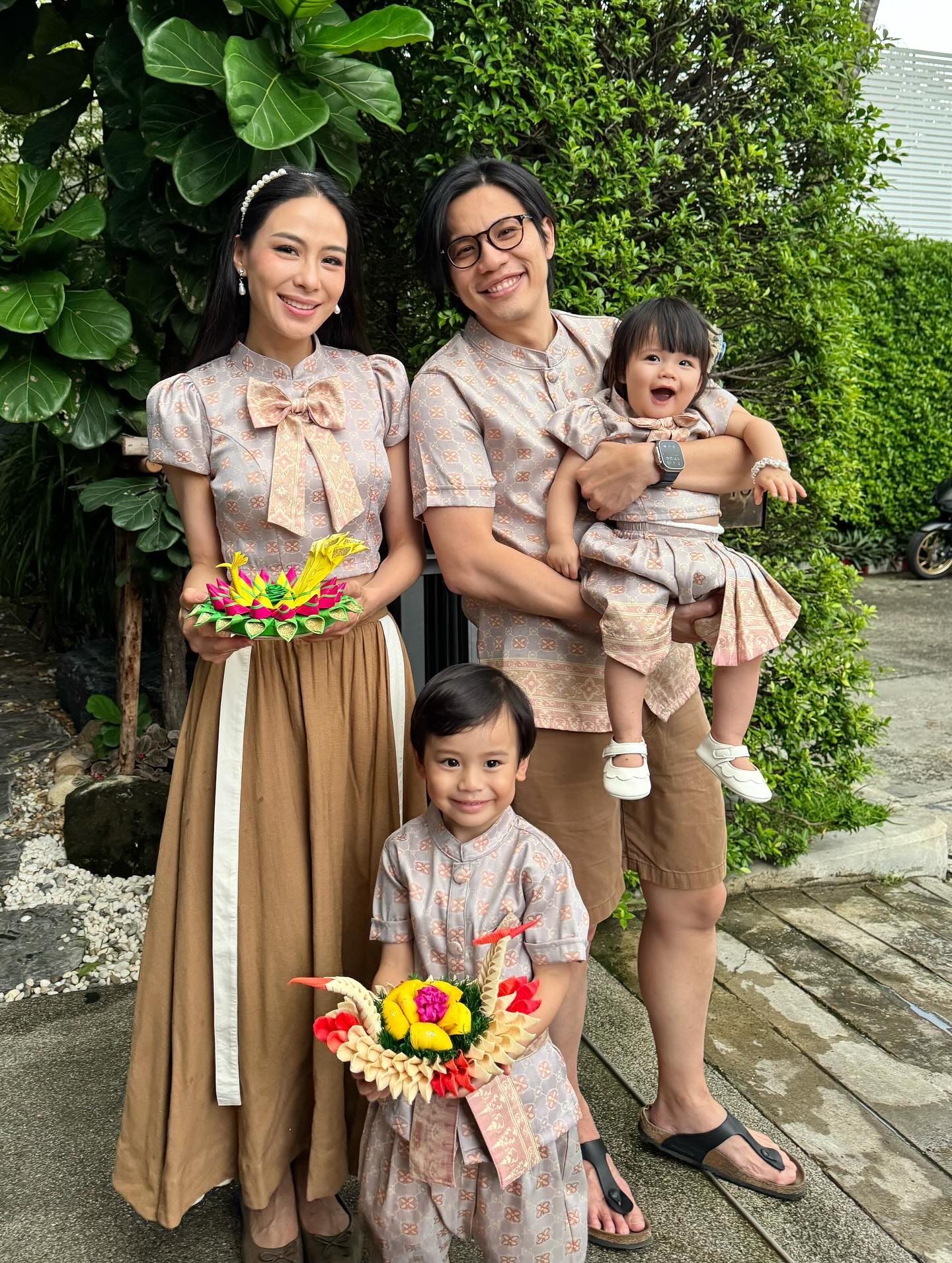 รถเมล์ - คะนึงนิจ จักรสมิทธานนท์