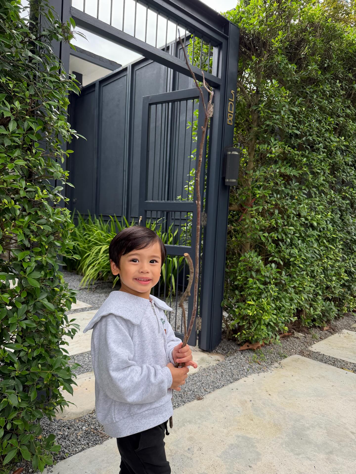 รถเมล์ - คะนึงนิจ จักรสมิทธานนท์