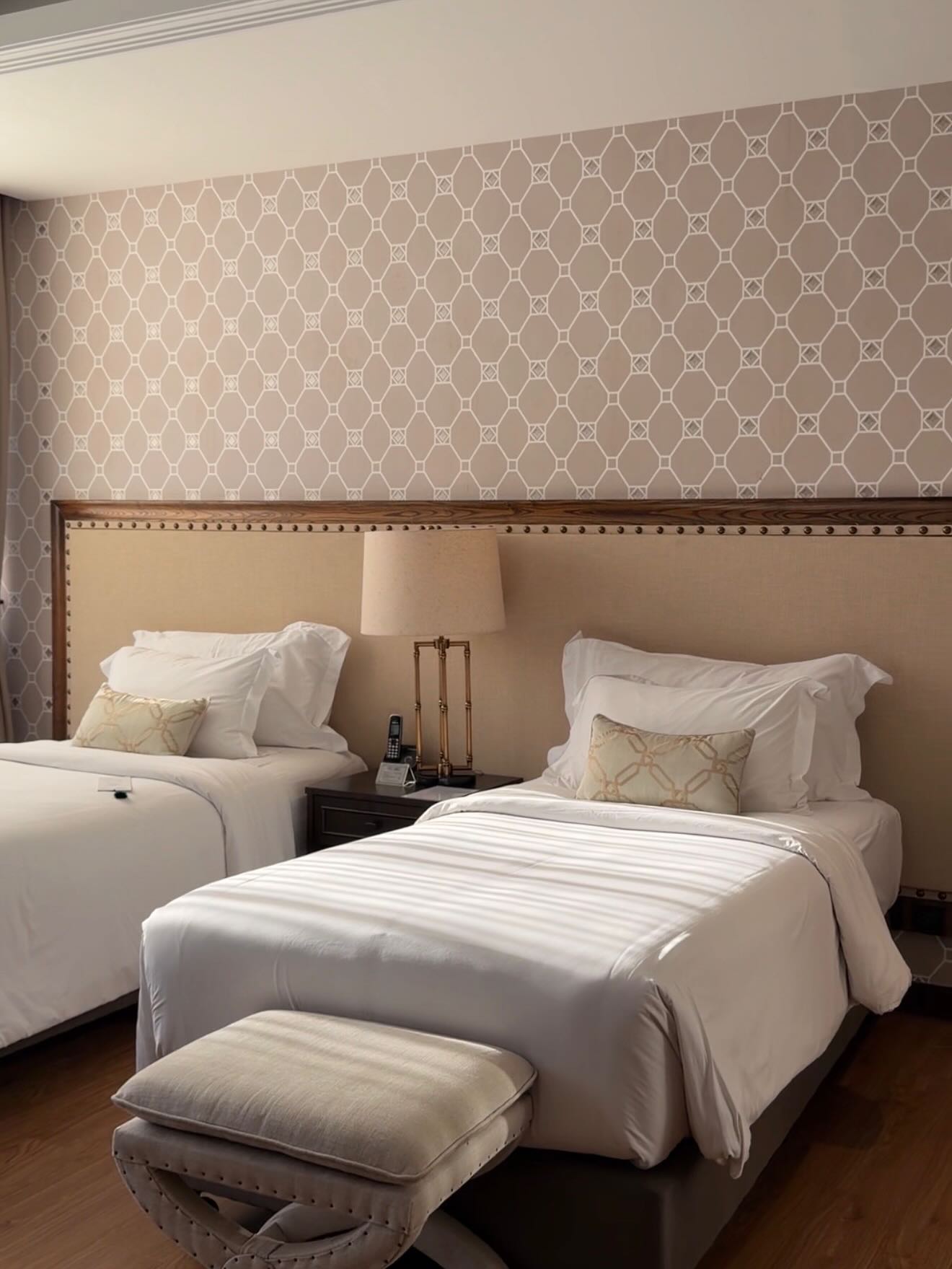 รถเมล์ - คะนึงนิจ จักรสมิทธานนท์