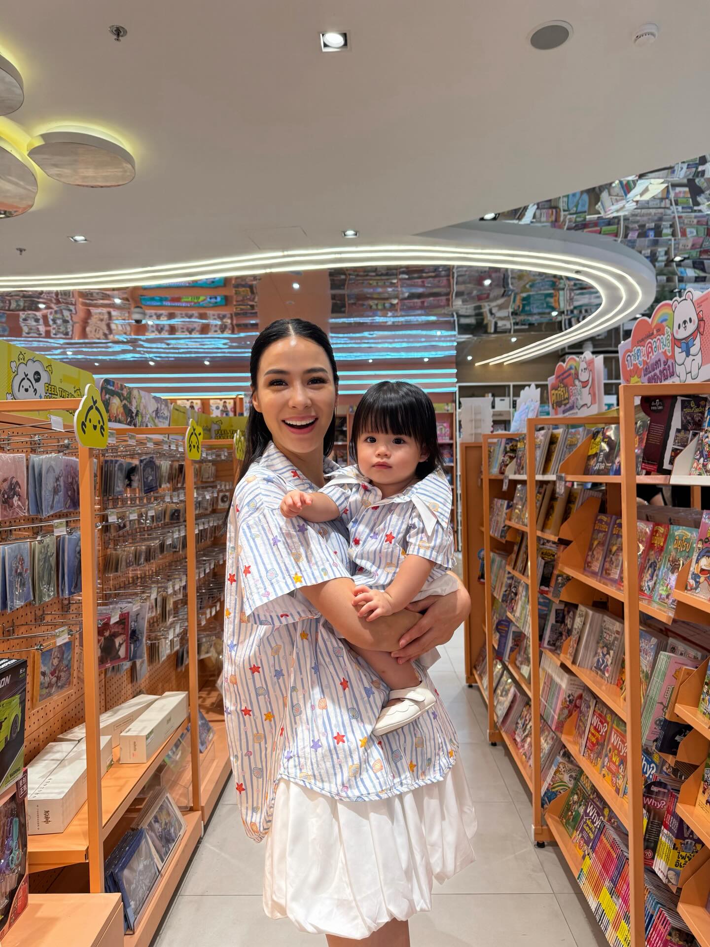 รถเมล์ - คะนึงนิจ จักรสมิทธานนท์