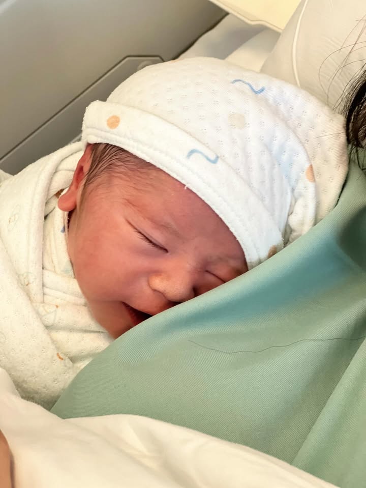 รถเมล์ - คะนึงนิจ จักรสมิทธานนท์