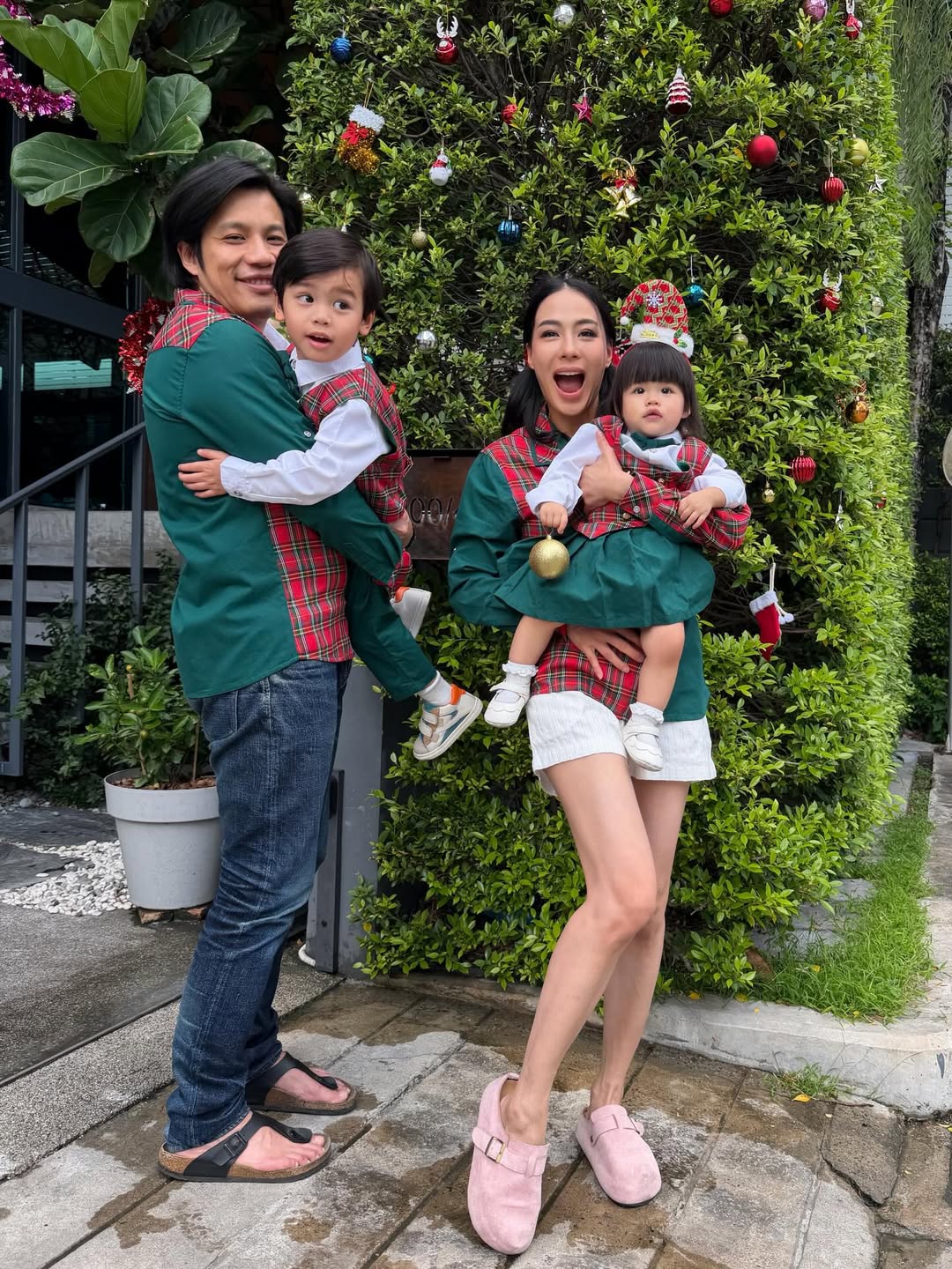 รถเมล์ - คะนึงนิจ จักรสมิทธานนท์