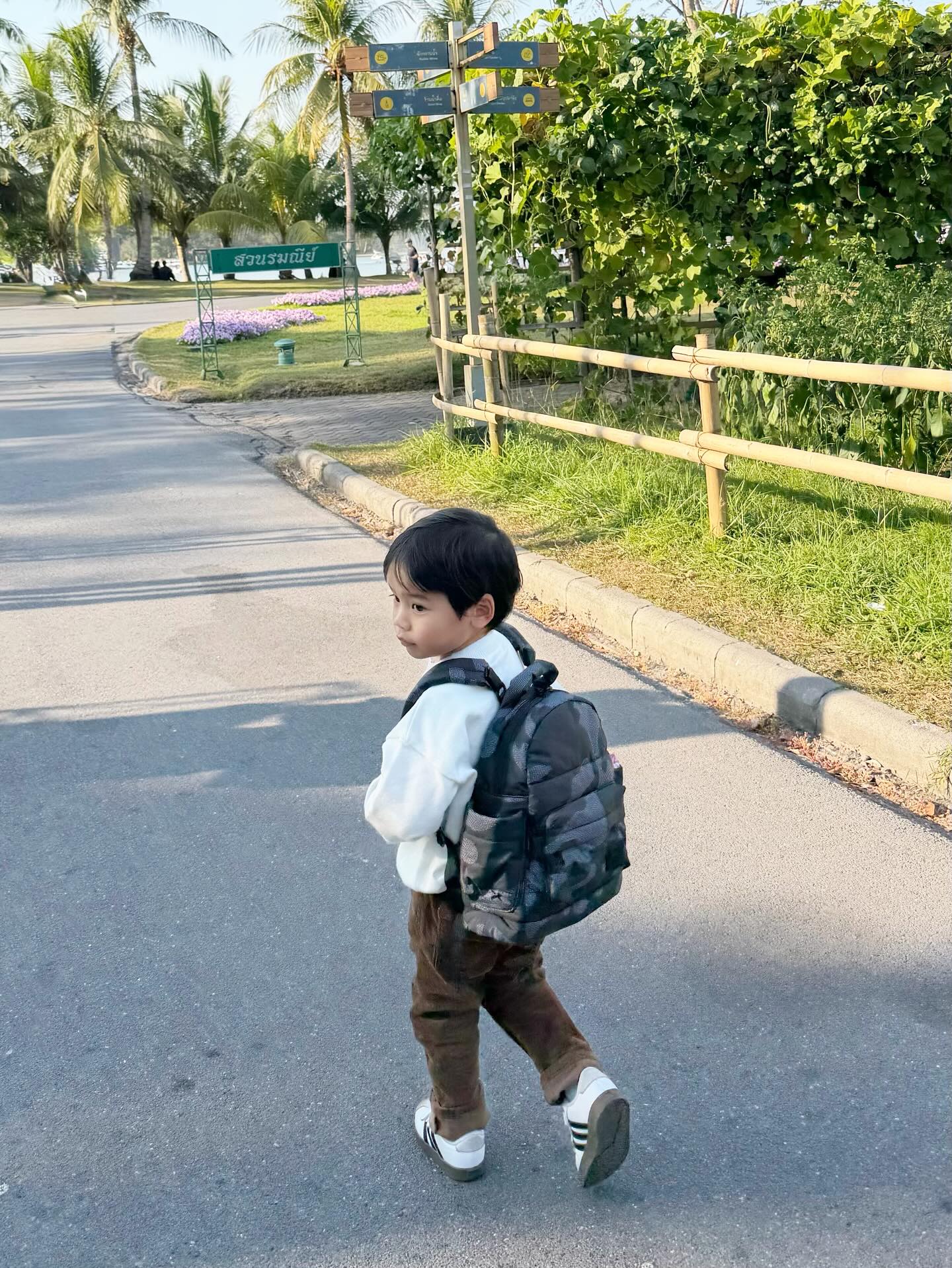 รถเมล์ - คะนึงนิจ จักรสมิทธานนท์