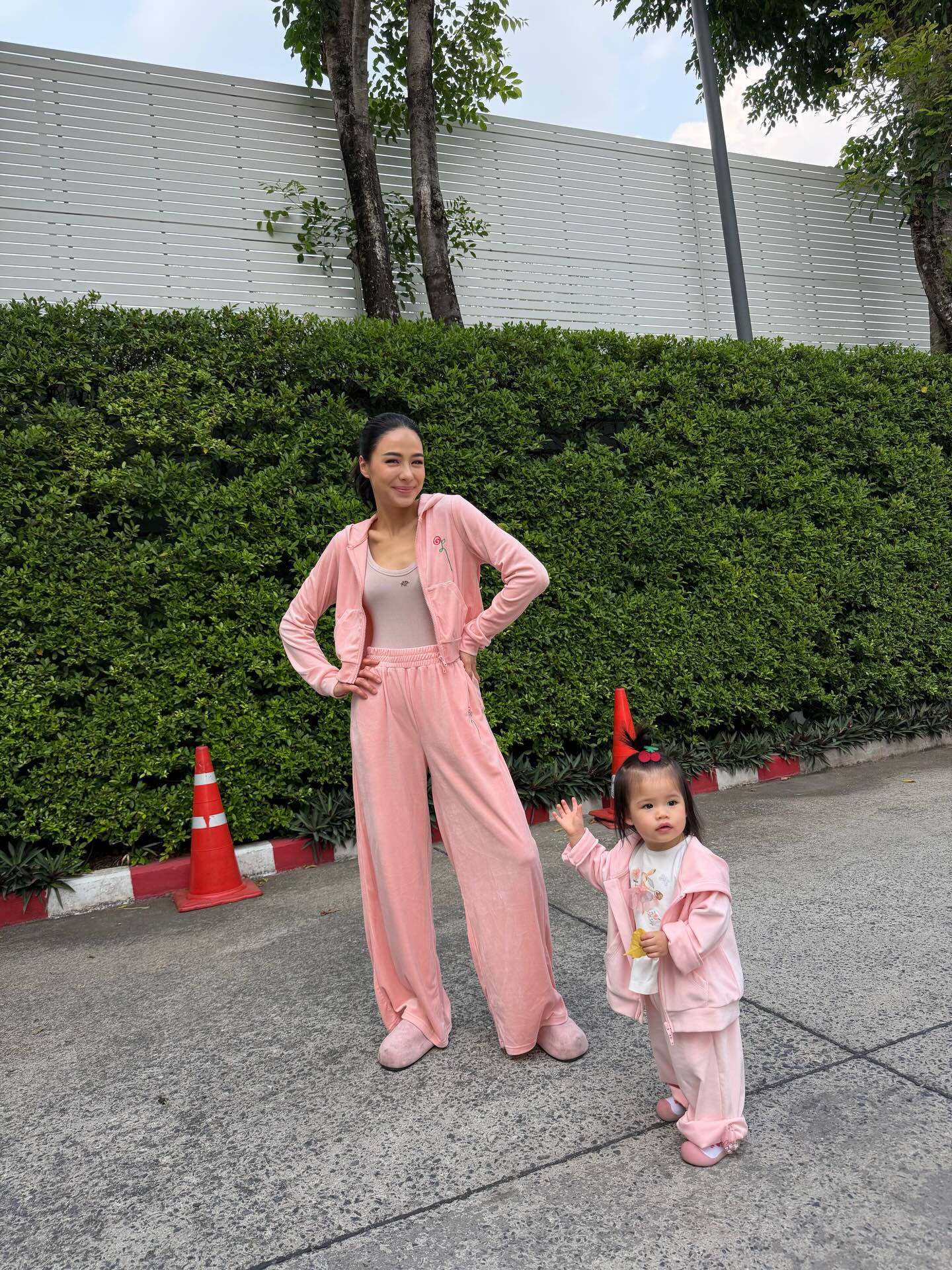 รถเมล์ - คะนึงนิจ จักรสมิทธานนท์