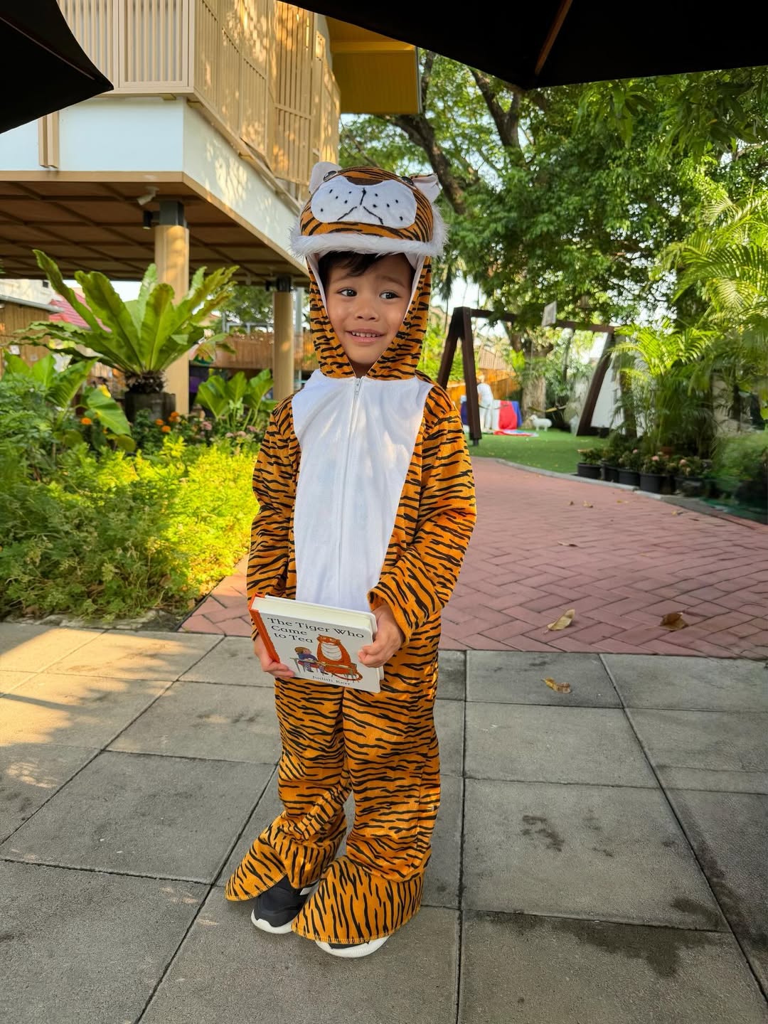 รถเมล์ - คะนึงนิจ จักรสมิทธานนท์