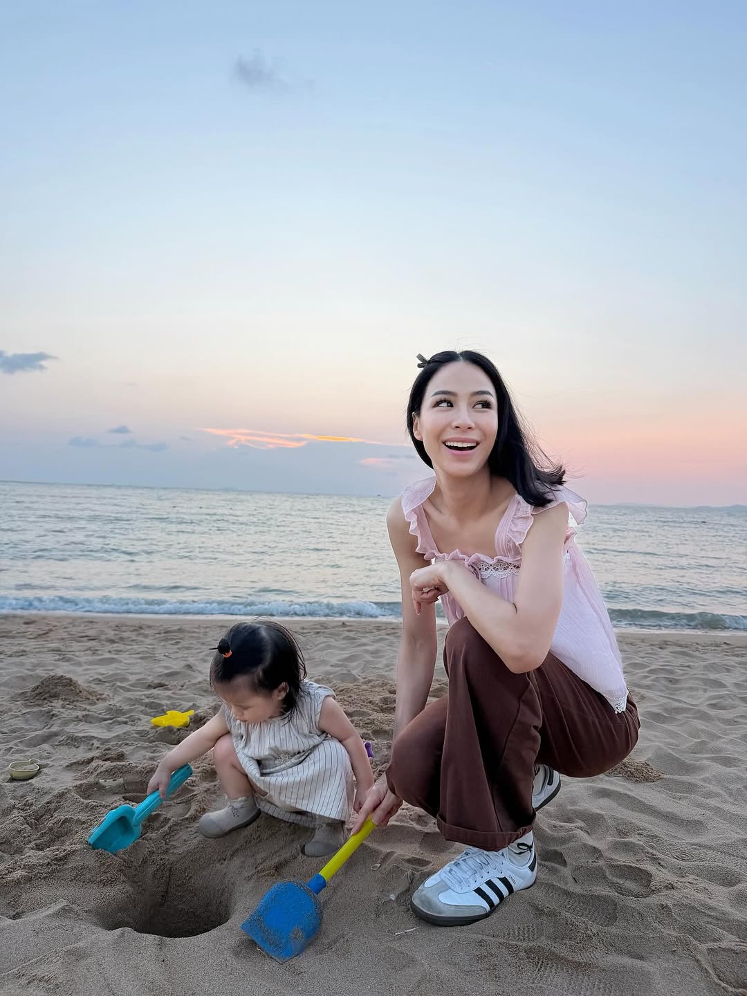 รถเมล์ - คะนึงนิจ จักรสมิทธานนท์