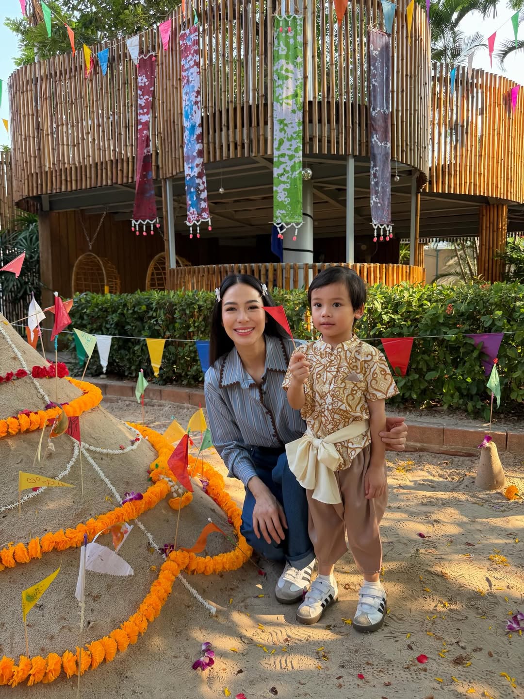รถเมล์ - คะนึงนิจ จักรสมิทธานนท์
