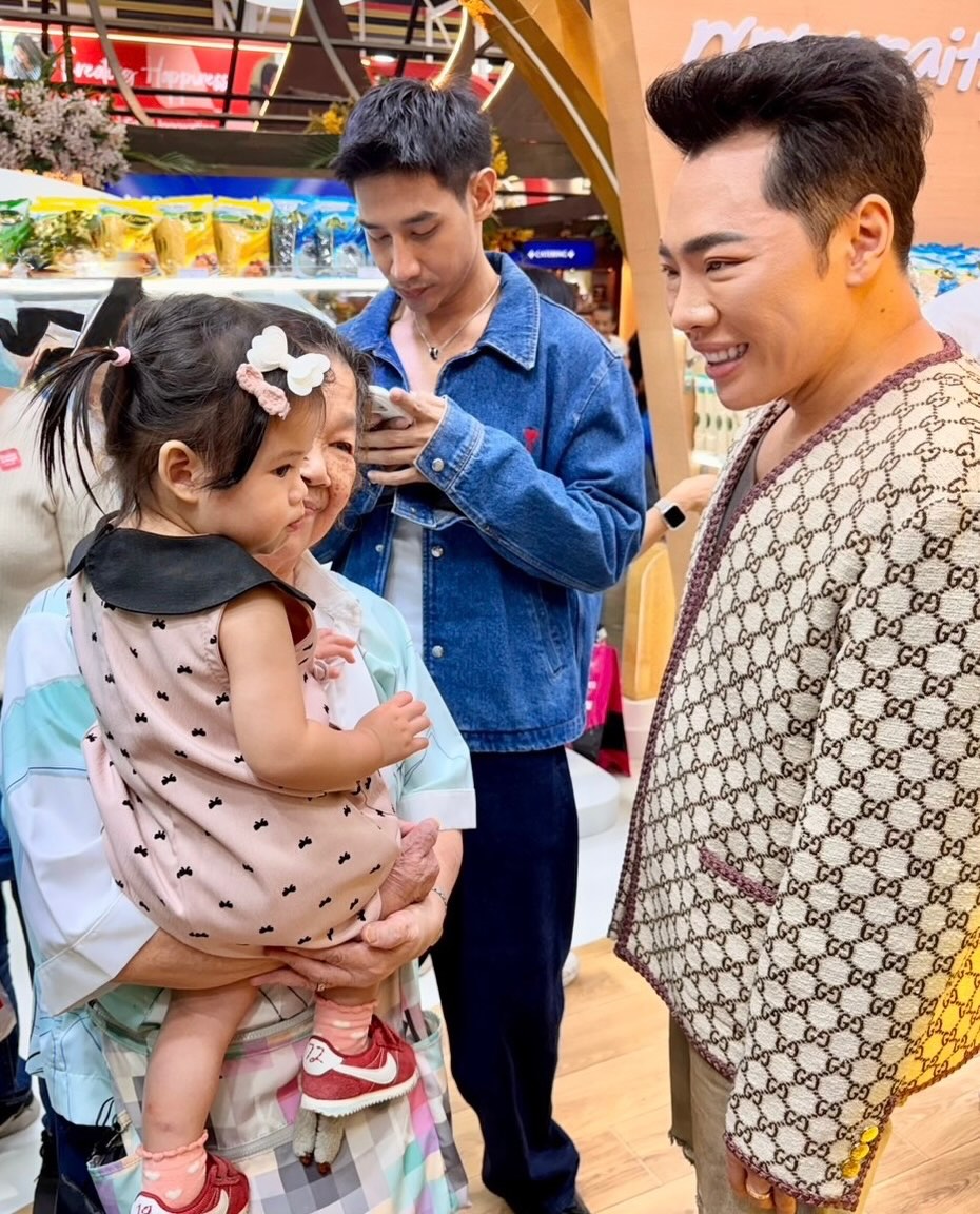 รถเมล์ - คะนึงนิจ จักรสมิทธานนท์