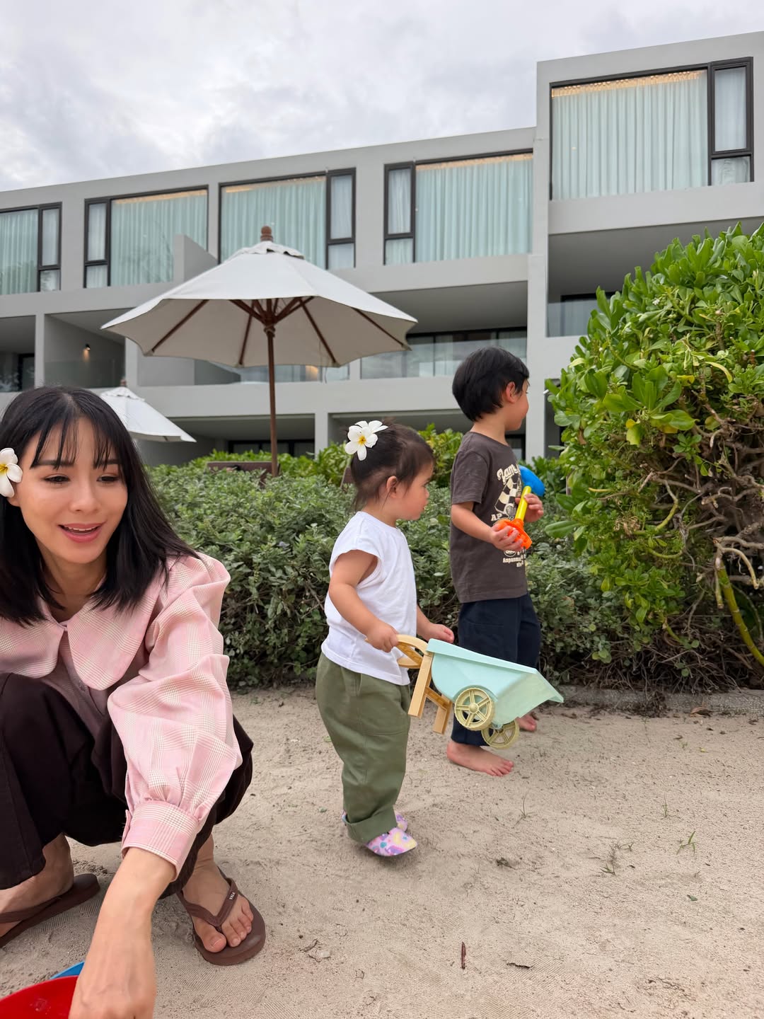รถเมล์ - คะนึงนิจ จักรสมิทธานนท์