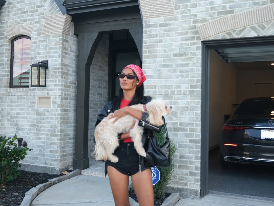 แคนดี้ - กุลชญา ตันศิริ