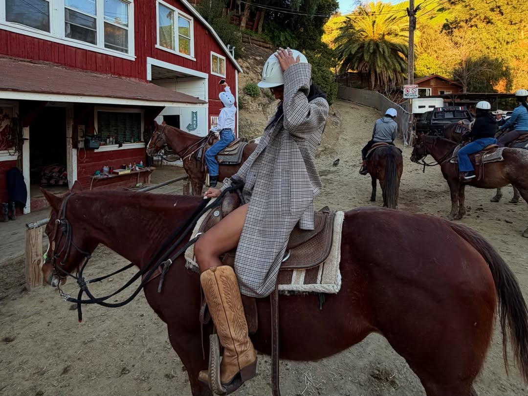 แคนดี้ - กุลชญา ตันศิริ