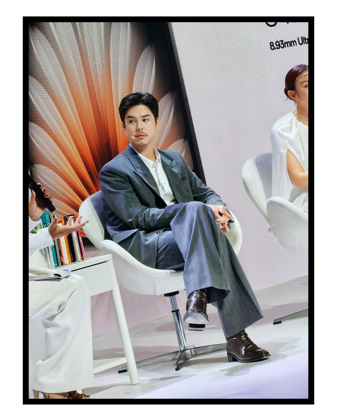พีช - พชร จิราธิวัฒน์