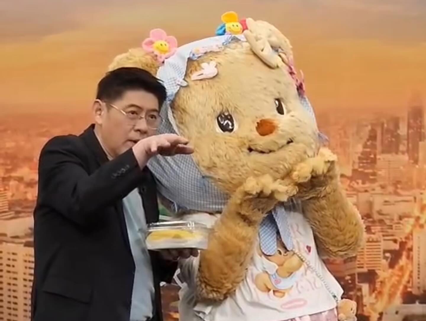 สรยุทธ สุทัศนะจินดา