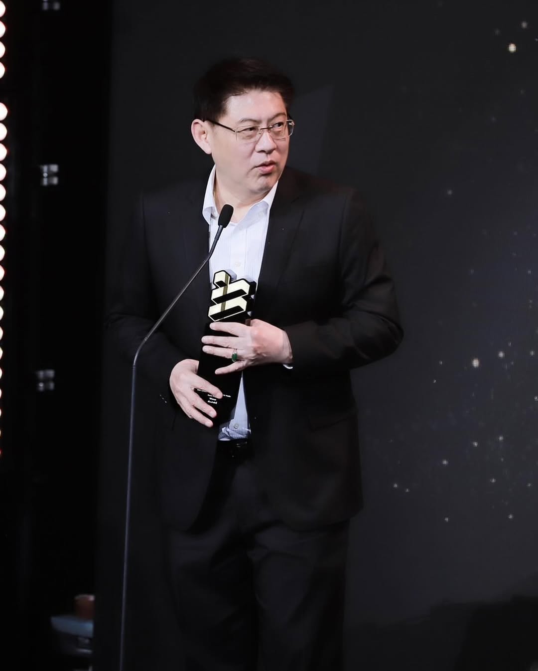 สรยุทธ สุทัศนะจินดา