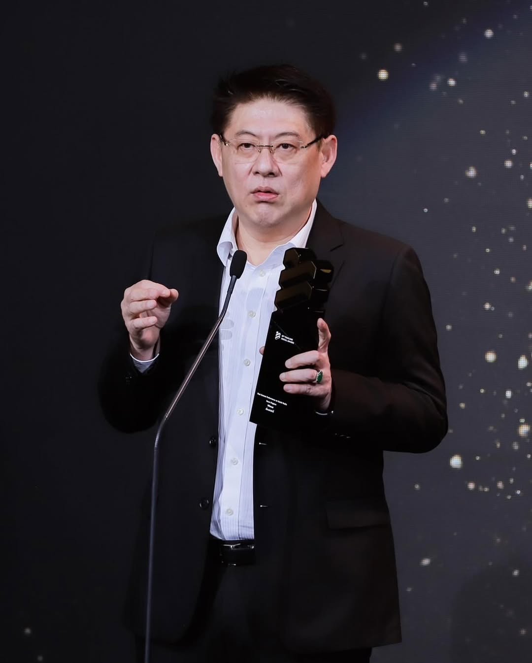 สรยุทธ สุทัศนะจินดา