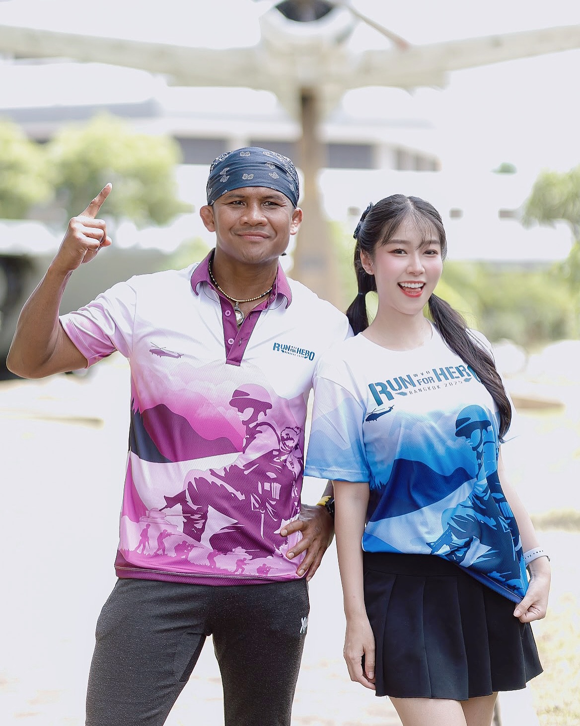 พลอยใส - ธัญลักษณ์ โชคธนเดช